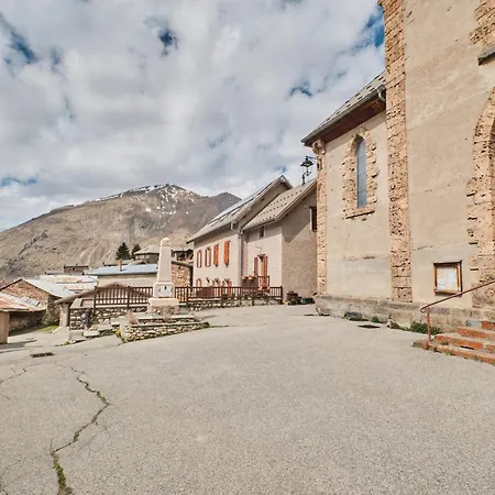 度假居 L'auberge Du Bati *